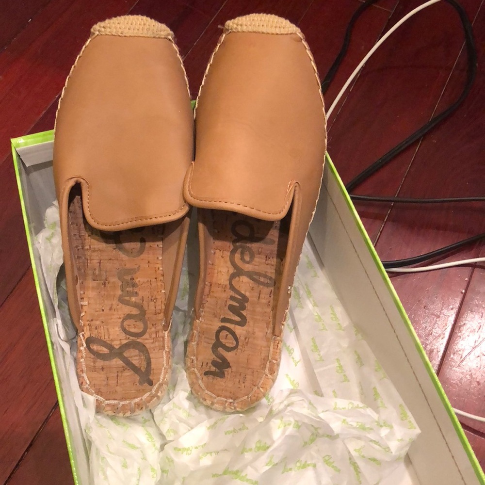 Kerry camel leather slip on